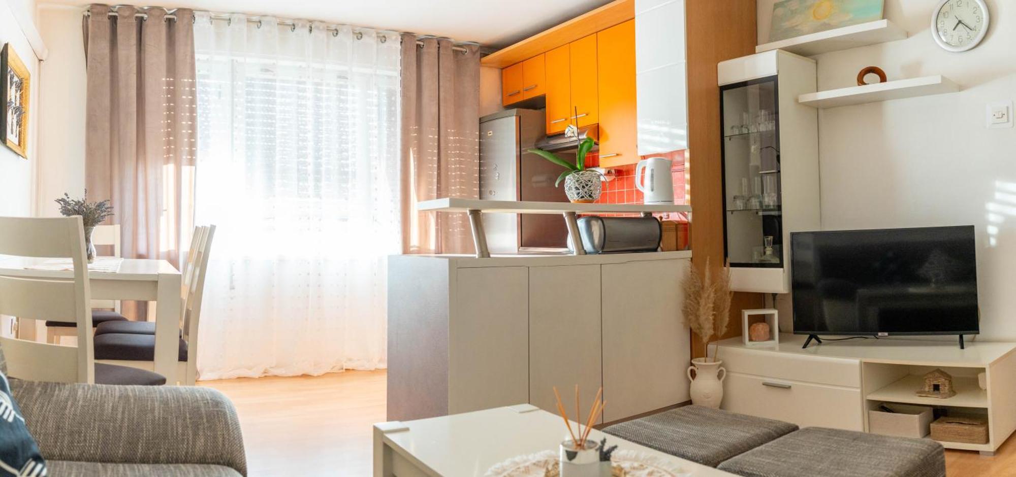 Apartman Lili Knin Kültér fotó